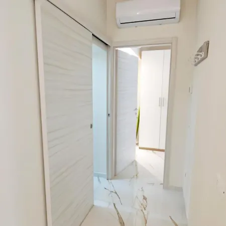 Pl9 House